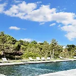 A Porto-vecchio Avec Piscine Partagee, 43 M² *